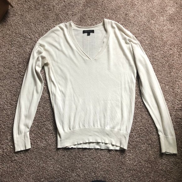 Banana Republic Sweaters - Banana Republic Cream Sweater - Small